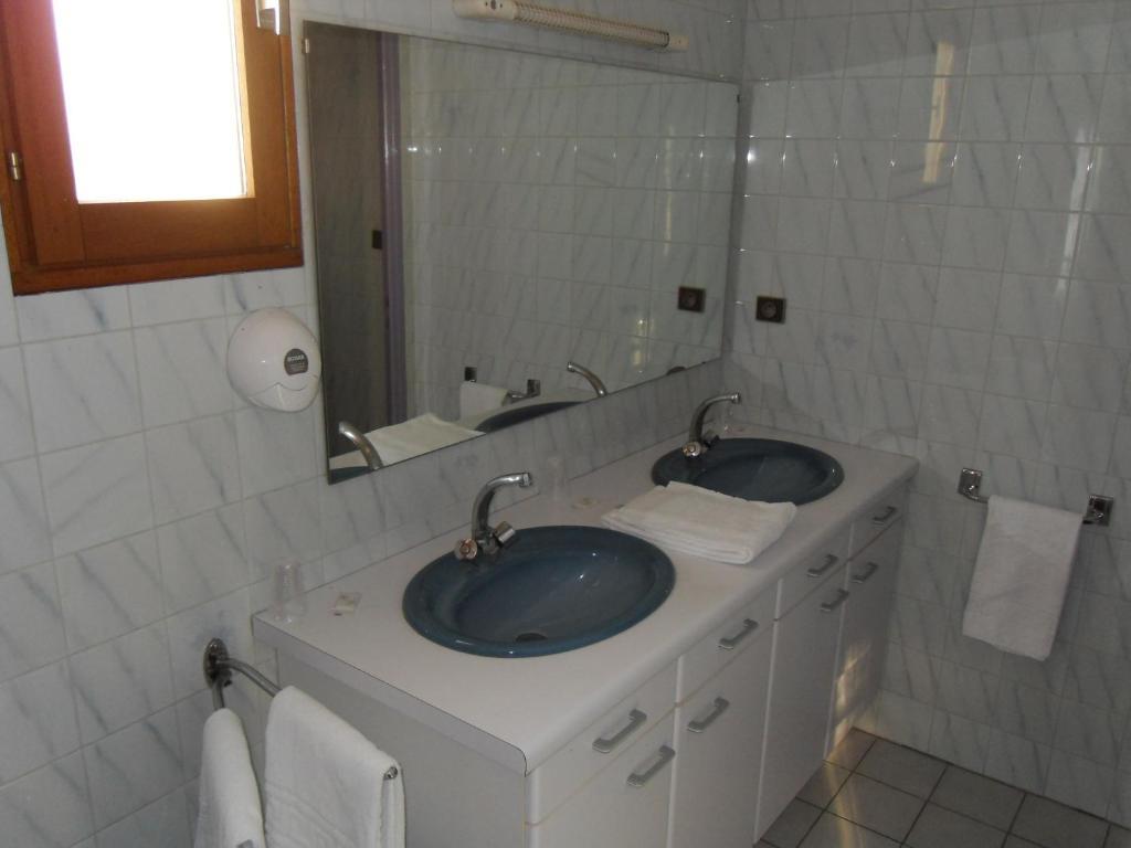 Le Clos Du Loup Rouffiac-Tolosan Luaran gambar